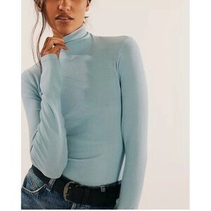 Free people fp movement second skin ribbed turtleneck